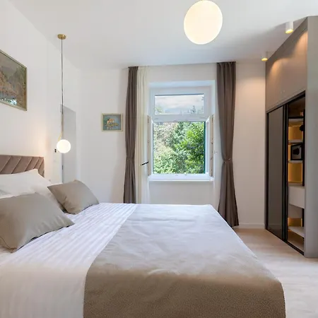 Konukevi Park Luxury 2 4*