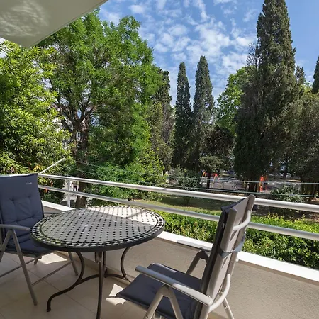 Konukevi Park Luxury 2