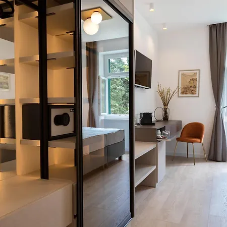 Park Luxury 2 Guest house